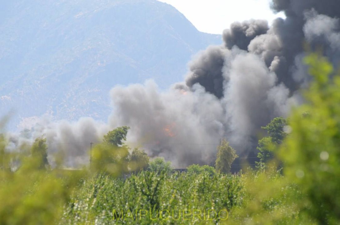 23 de diciembre de 2015: Incendio en Av. 5 Poniente. 